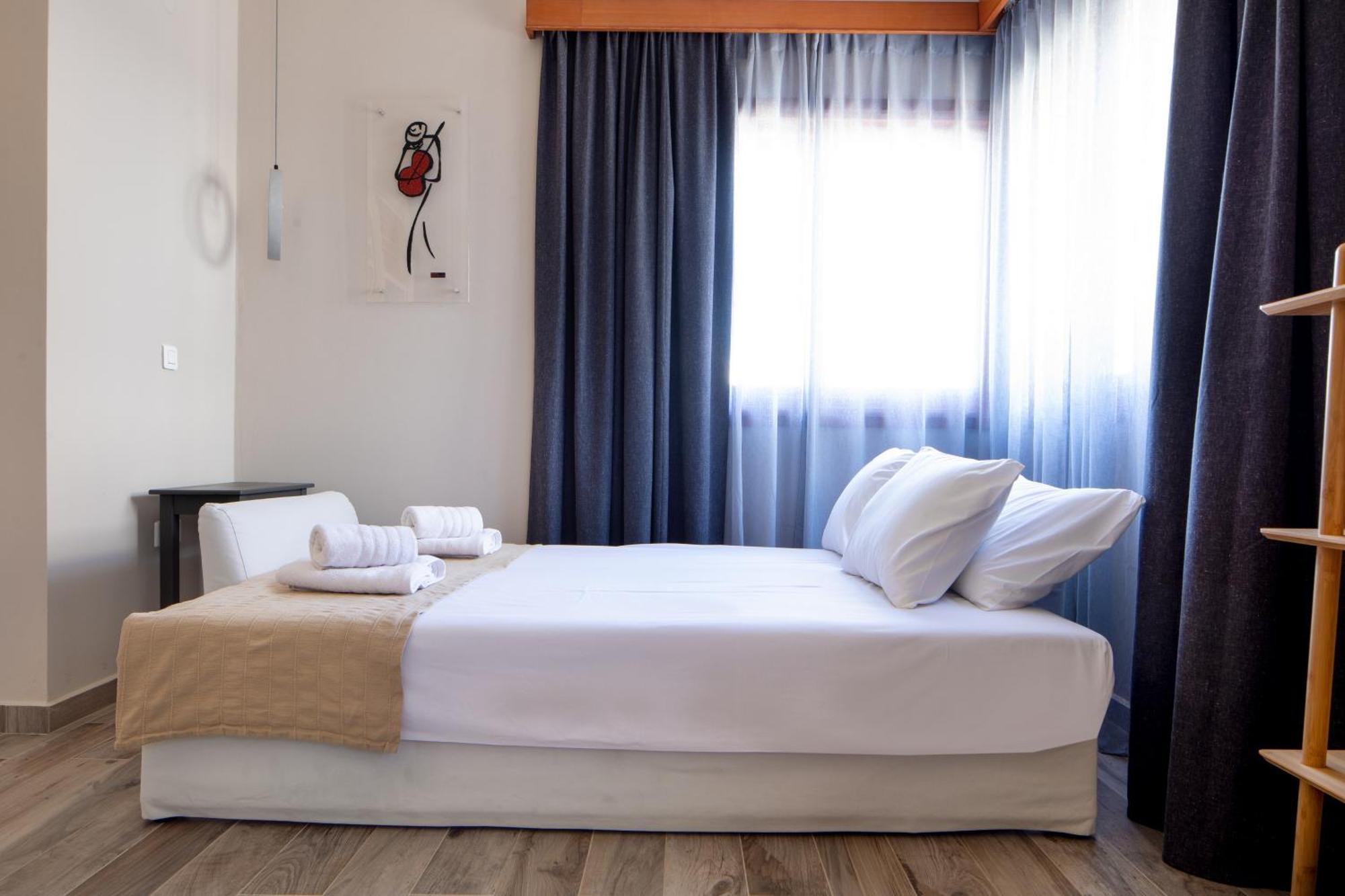 Avra Apartments Kalyves Bilik gambar