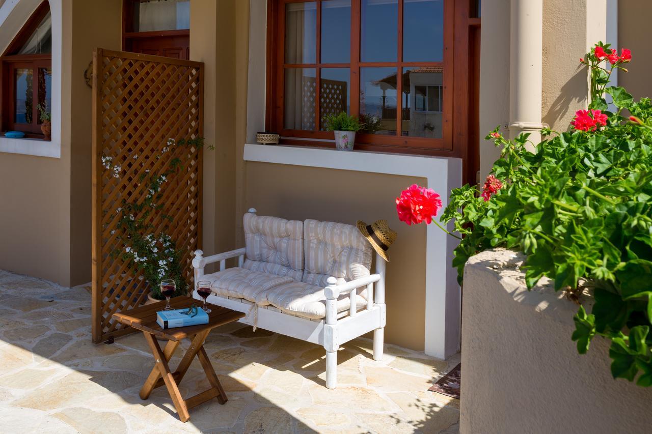 Avra Apartments Kalyves Luaran gambar